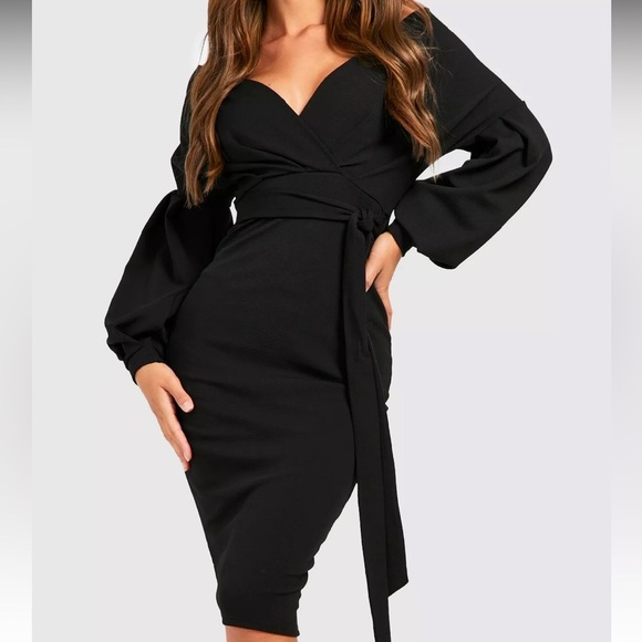 Boohoo Dresses & Skirts - Boohoo off the shoulder black wrap dress Size 8